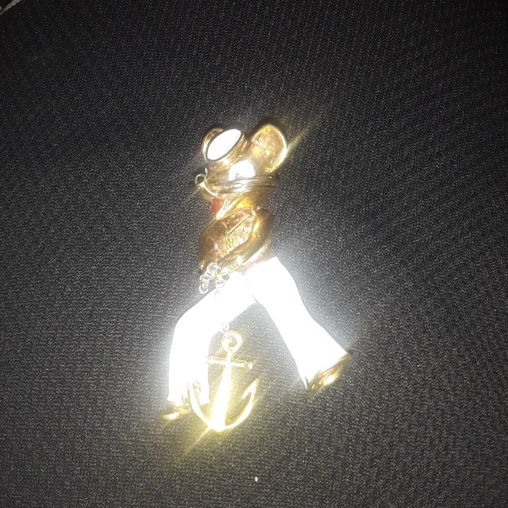 1970s maritime 14k gold mouse broach